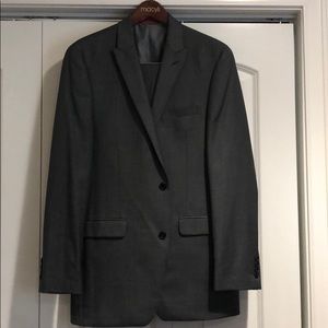 Alfani Grey Suit (40L)